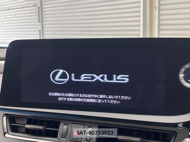 Lexus ES 2022-02 8230601-8