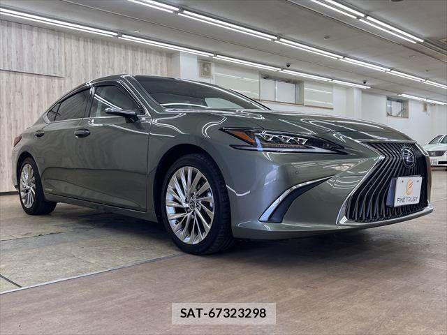 Lexus ES 2020-09 8230602-13
