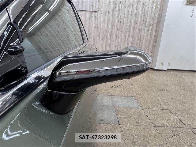Lexus ES 2020-09 8230602-21