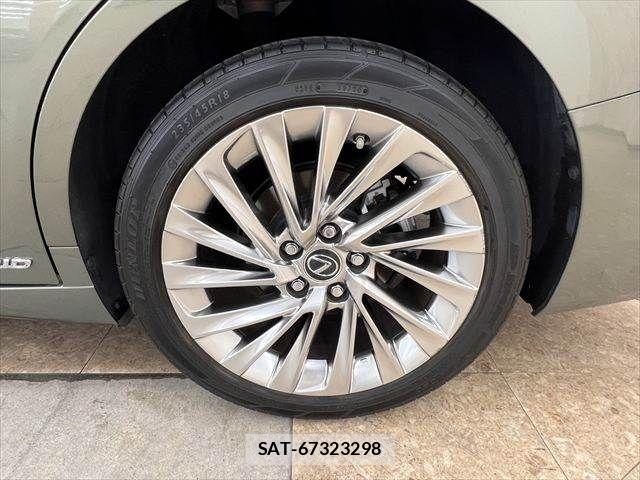 Lexus ES 2020-09 8230602-24