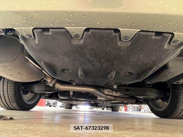 Lexus ES 2020-09 8230602-28