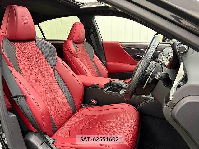 Lexus ES 2019-11 8245698-10