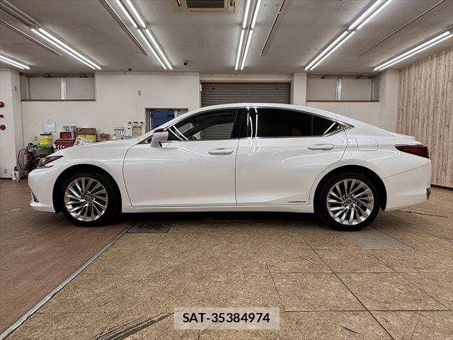 Lexus ES 2021-11 8245696-19