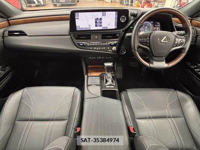 Lexus ES 2021-11 8245696-2