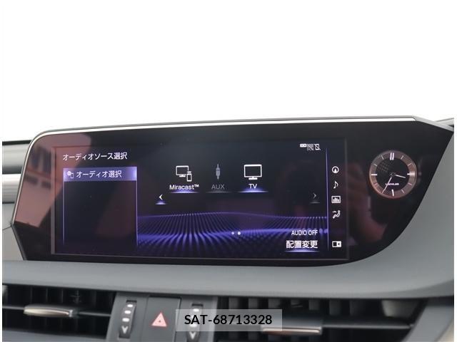 Lexus ES 2019-07 8315161-12