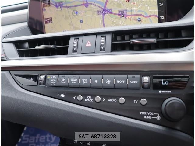 Lexus ES 2019-07 8315161-14