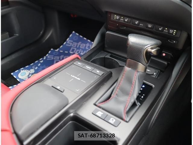 Lexus ES 2019-07 8315161-17