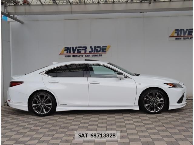 Lexus ES 2019-07 8315161-3