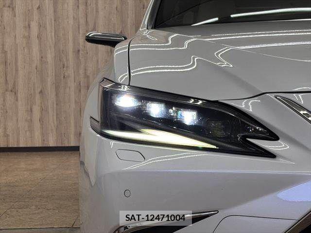 Lexus ES 2021-09 8315162-27