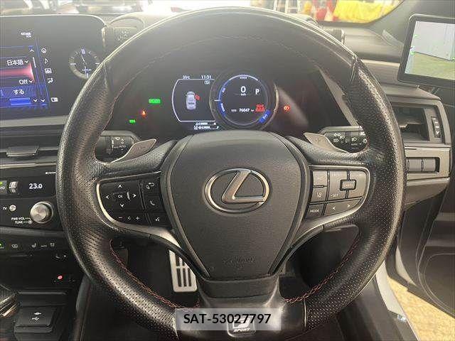 Lexus ES 2021-11 8315160-10