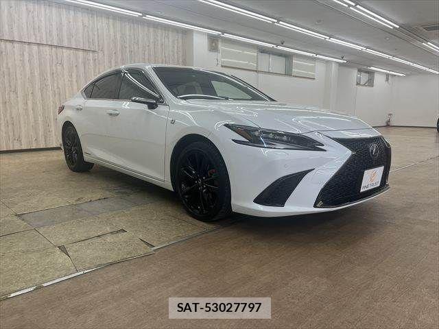Lexus ES 2021-11 8315160-14