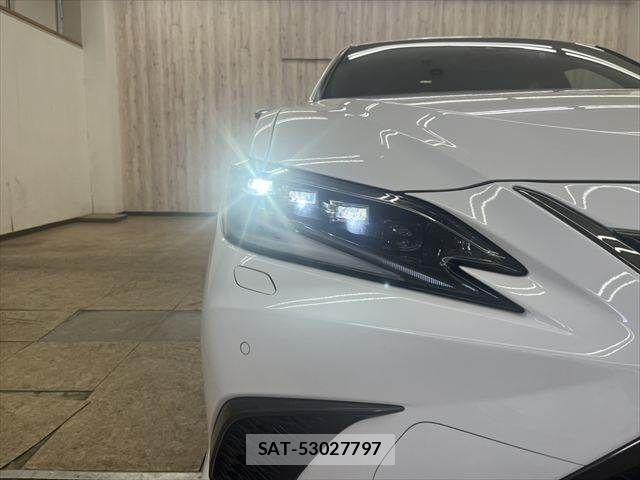 Lexus ES 2021-11 8315160-26