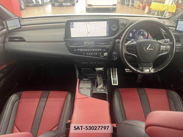 Lexus ES 2021-11 8315160-2