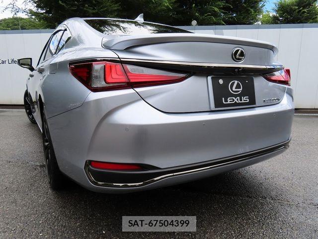Lexus ES 2025-05 8315158-29