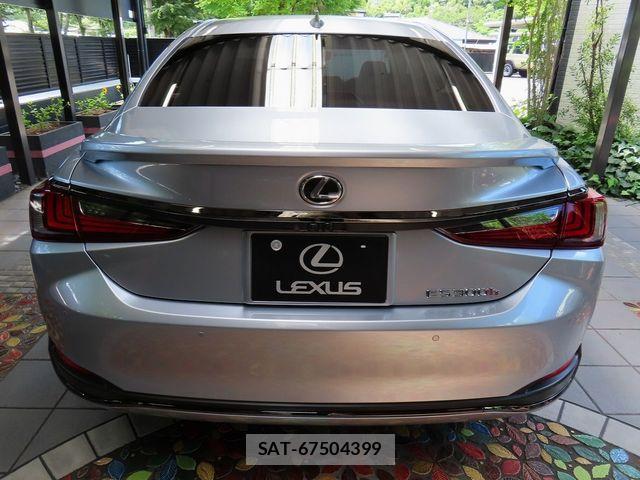 Lexus ES 2025-05 8315158-4