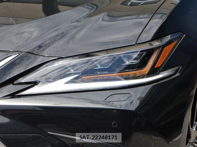 Lexus ES 2019-04 8315159-3