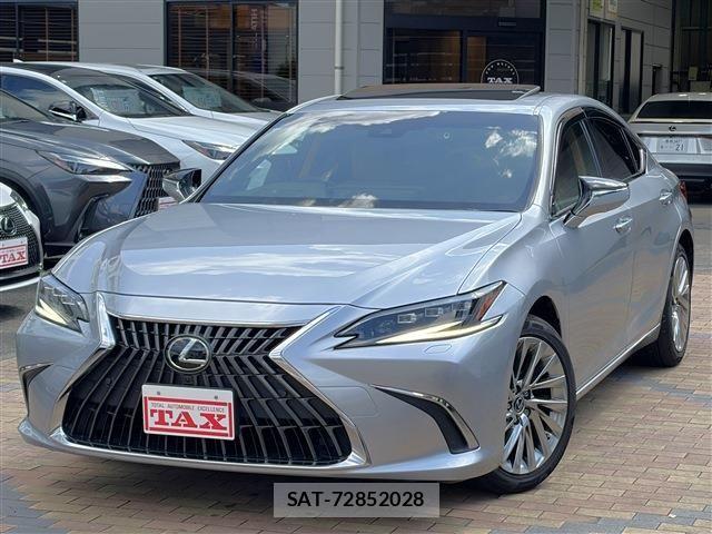 Lexus ES 2023-01 8354835-0