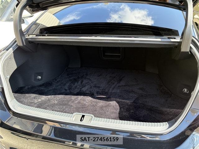 Lexus ES 2021-09 8354833-17