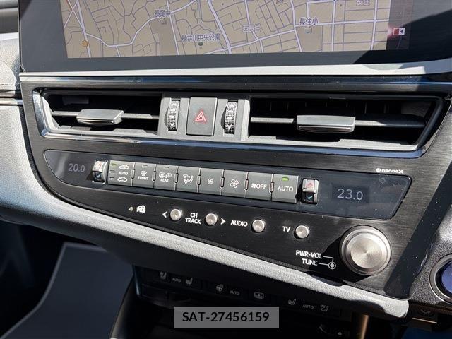 Lexus ES 2021-09 8354833-21