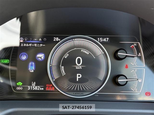 Lexus ES 2021-09 8354833-29