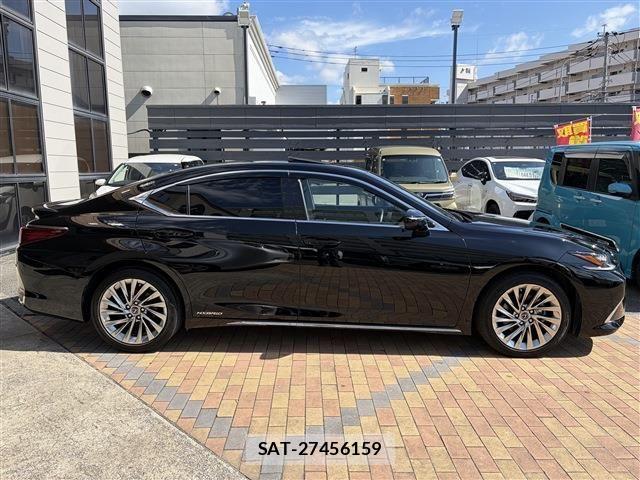Lexus ES 2021-09 8354833-6