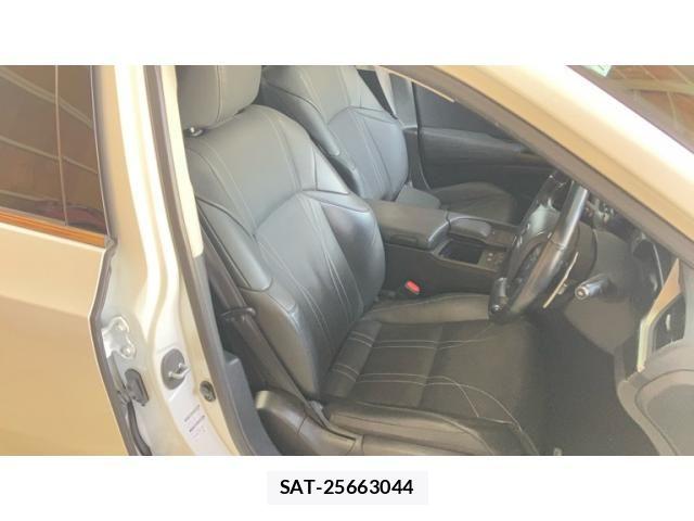 Lexus ES 2021-07 8366702-9