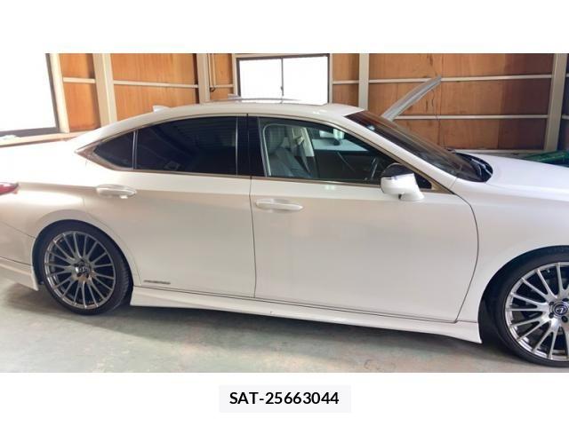 Lexus ES 2021-07 8366702-4