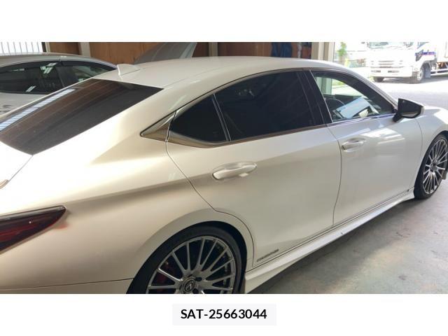Lexus ES 2021-07 8366702-5