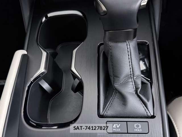 Lexus ES 2025-03 8366694-21