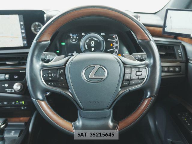 Lexus ES 2022-01 8366698-11