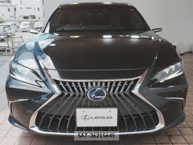 Lexus ES 2022-01 8366698-8
