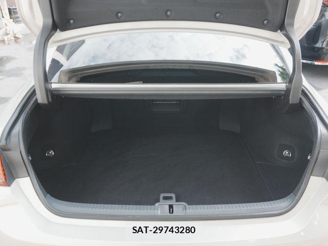 Lexus ES 2022-03 8366700-19
