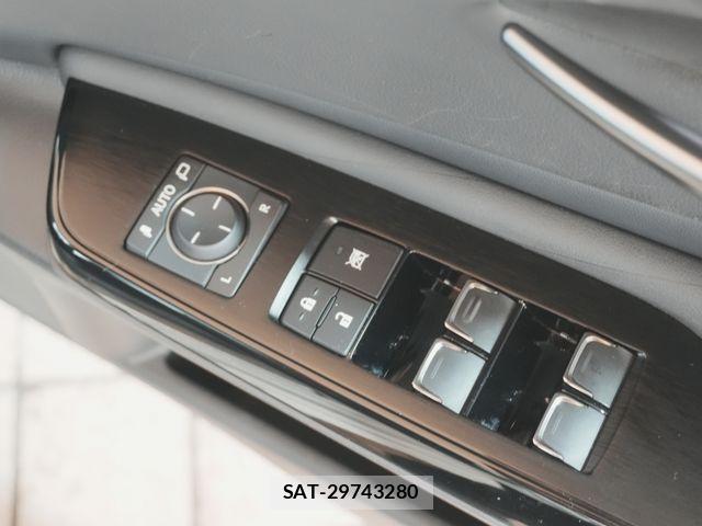 Lexus ES 2022-03 8366700-29