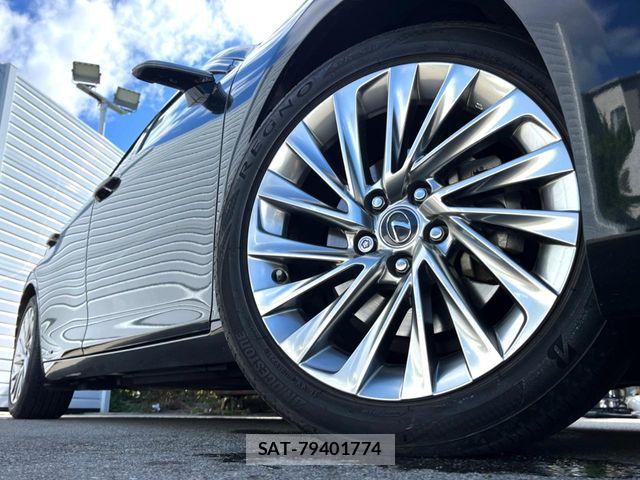 Lexus ES 2019-03 8366701-13
