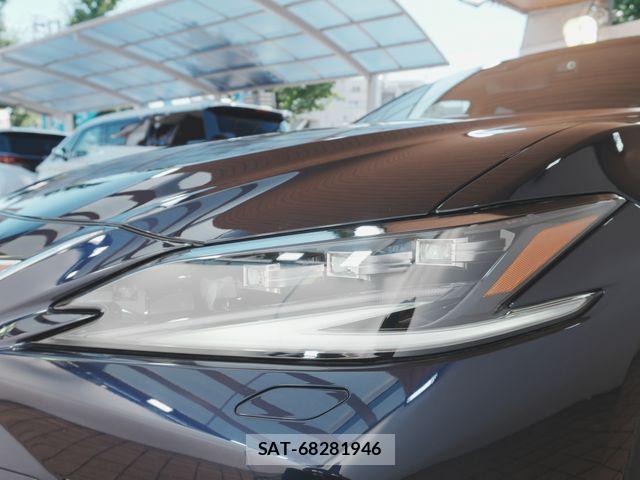 Lexus ES 2025-01 8366696-22