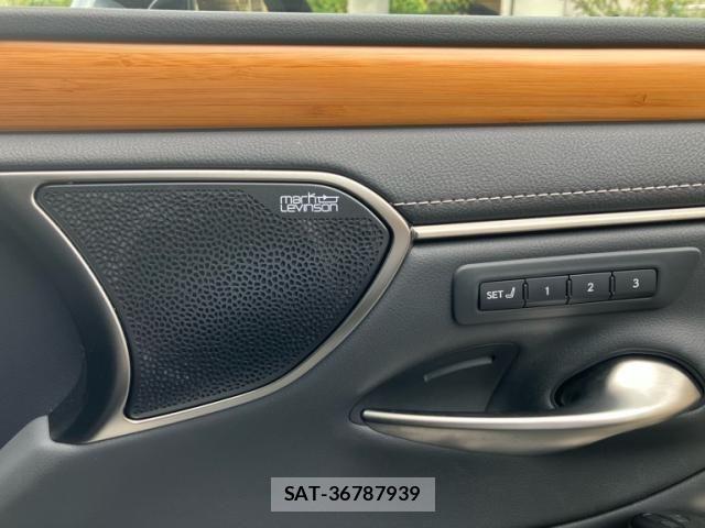 Lexus ES 2021-11 8366697-14