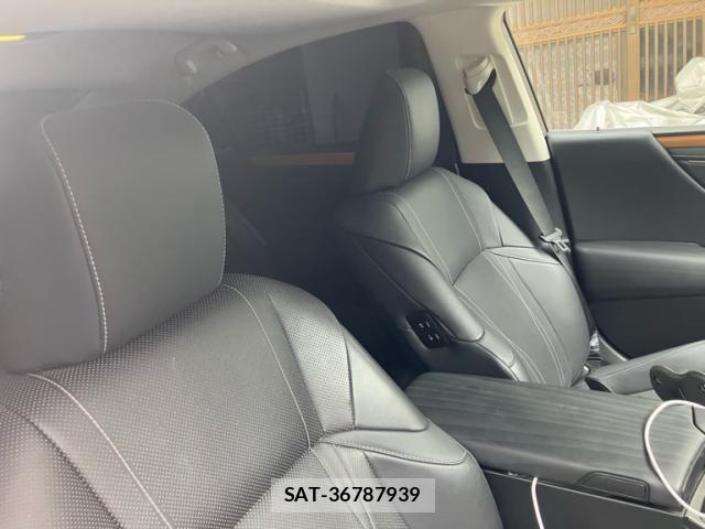 Lexus ES 2021-11 8366697-5