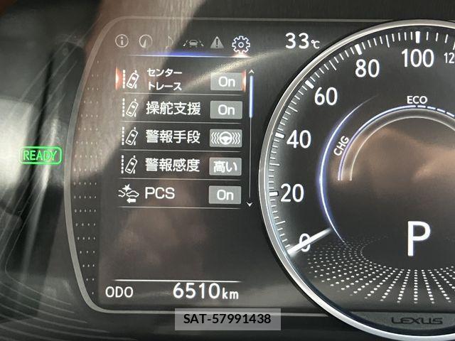 Lexus ES 2020-03 8366695-12