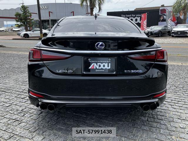 Lexus ES 2020-03 8366695-5