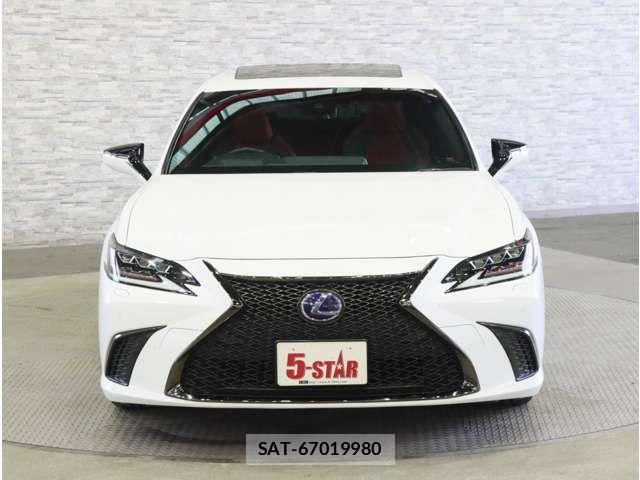 Lexus ES 2019-05 8366699-11