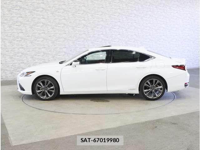 Lexus ES 2019-05 8366699-12