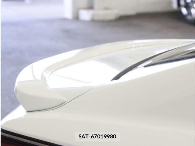 Lexus ES 2019-05 8366699-19