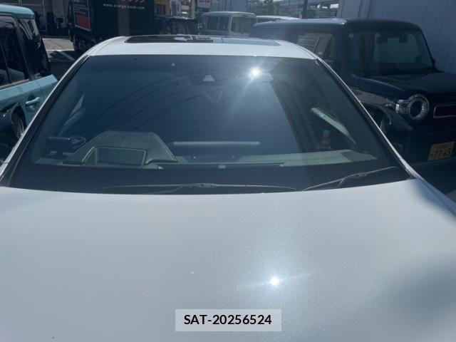 Lexus ES 2019-03 8371793-5