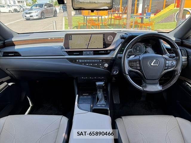Lexus ES 2020-10 8371794-1