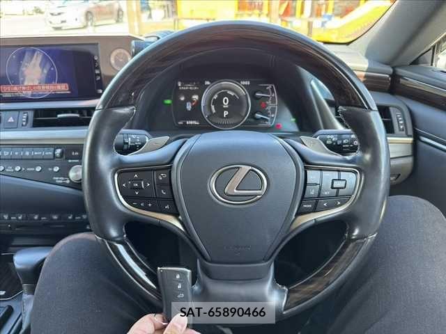 Lexus ES 2020-10 8371794-20