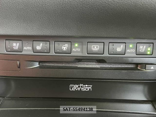 Lexus ES 2019-06 8413258-13