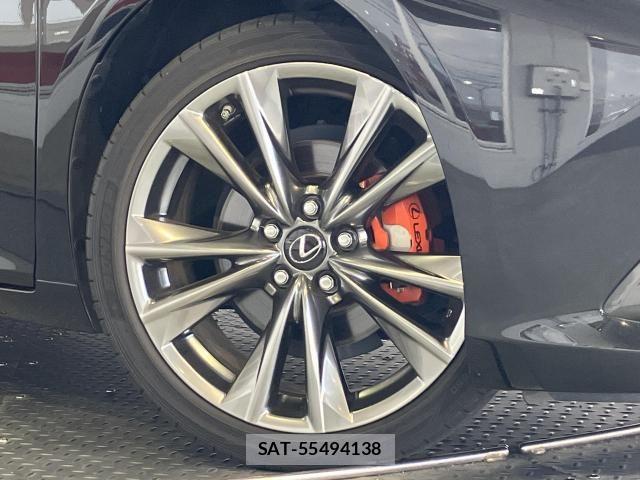 Lexus ES 2019-06 8413258-4
