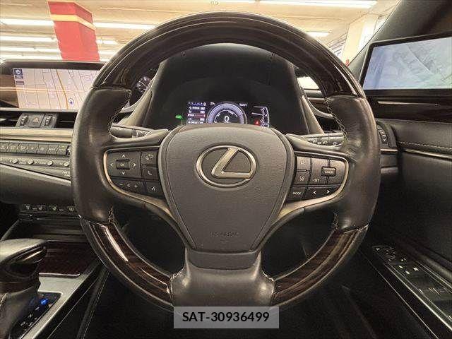 Lexus ES 2020-08 8485631-10