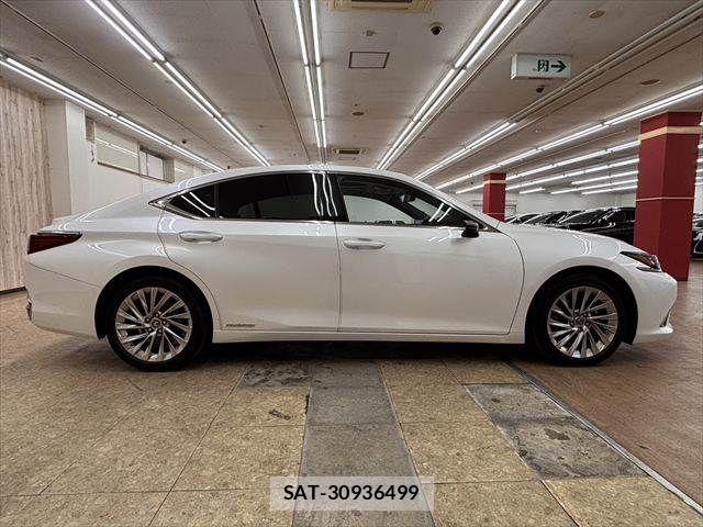 Lexus ES 2020-08 8485631-15