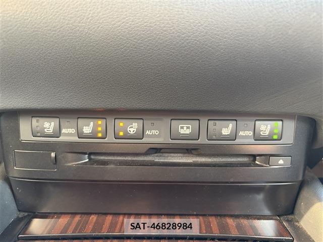Lexus ES 2019-04 8525485-25